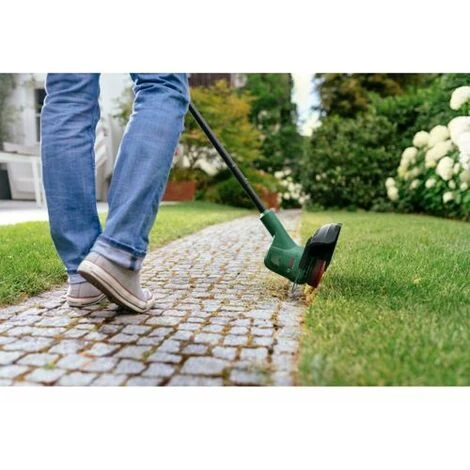 Bosch EasyGrassCut 18V-230 Akku-Rasentrimmer 7 Bosch EasyGrassCut 18V-230 Akku-Rasentrimmer – Bild 5